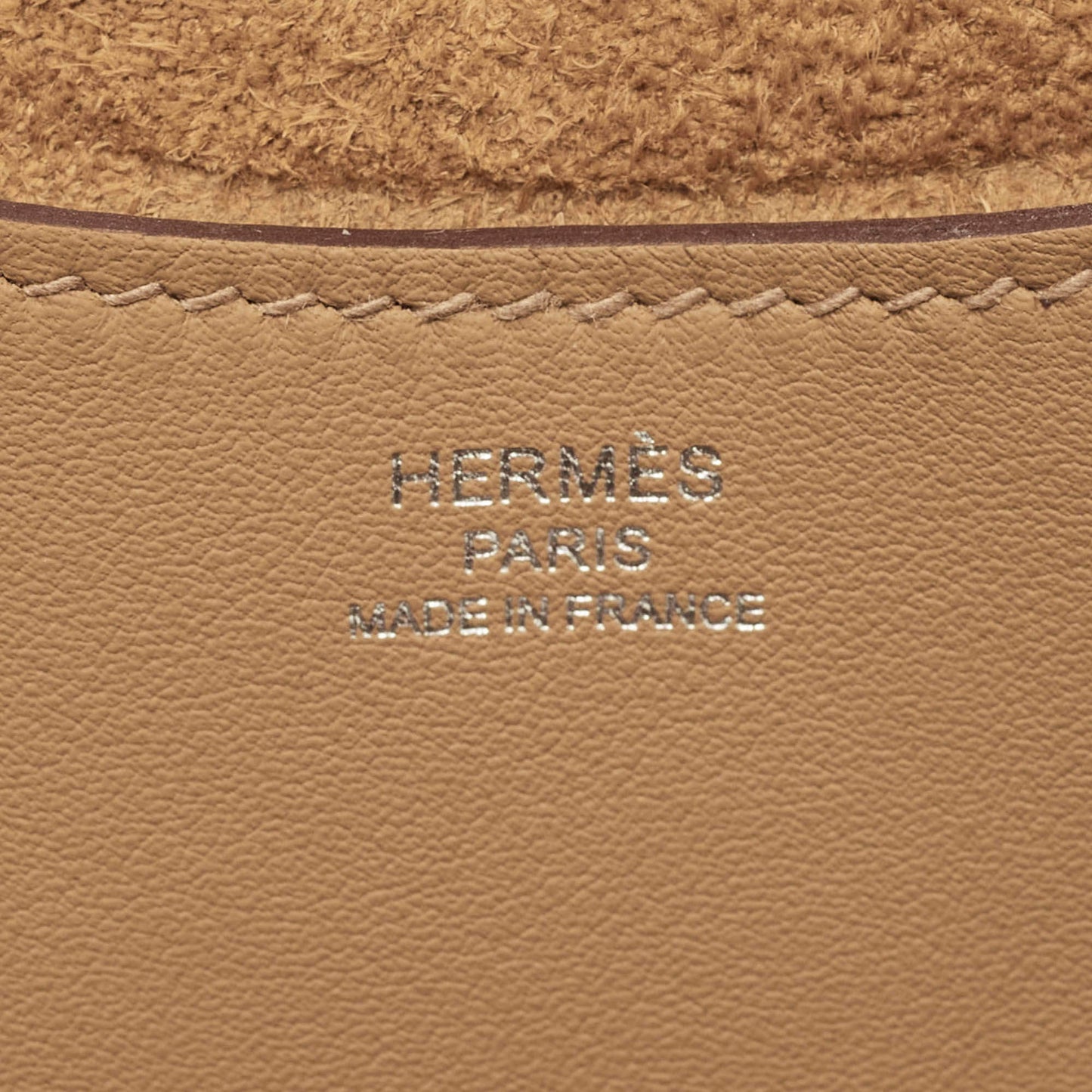Hermès In The Loop 18 Çanta – Biscuit Taurillon Clemence & Swift Deri - PRE LOVED
