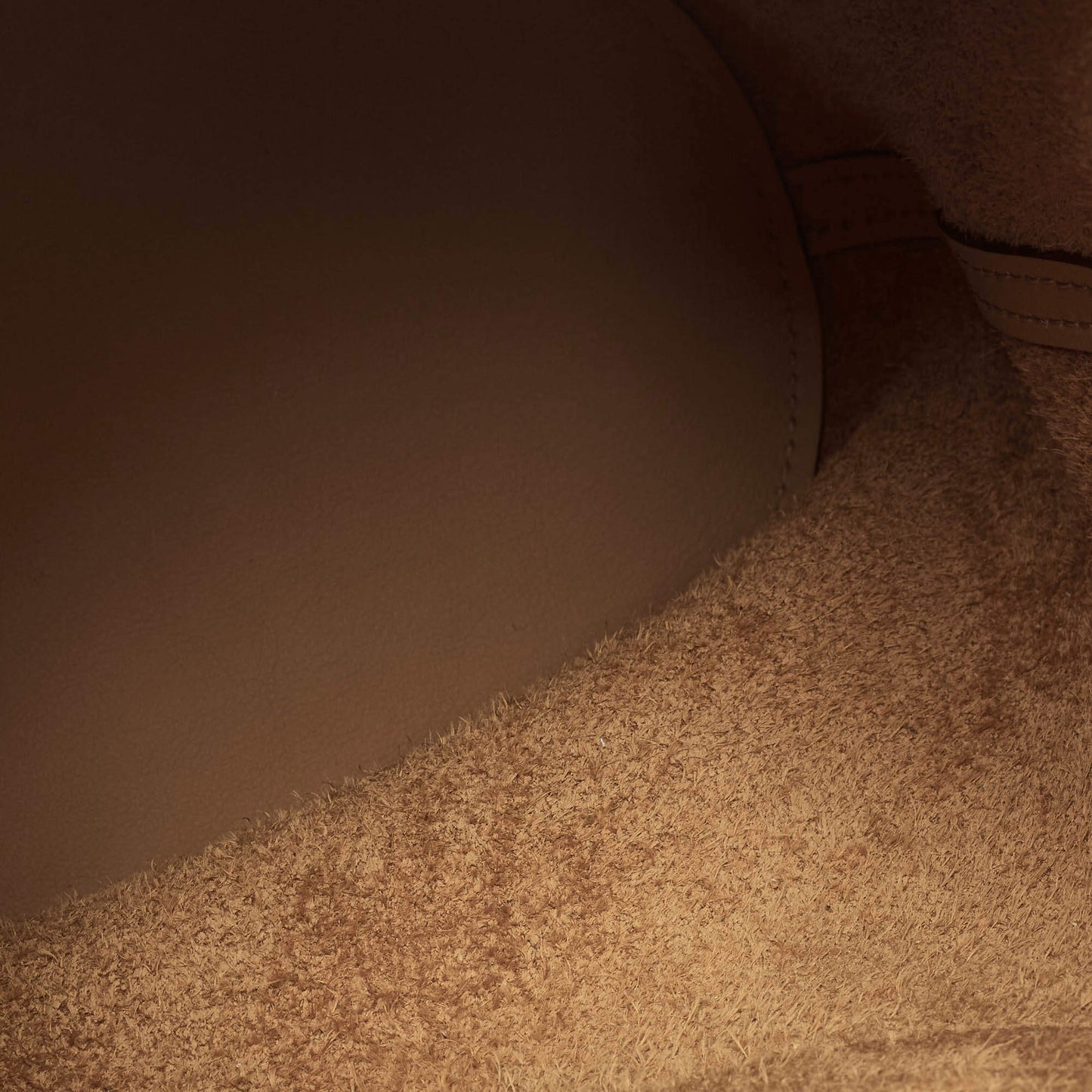 Hermès In The Loop 18 Çanta – Biscuit Taurillon Clemence & Swift Deri - PRE LOVED